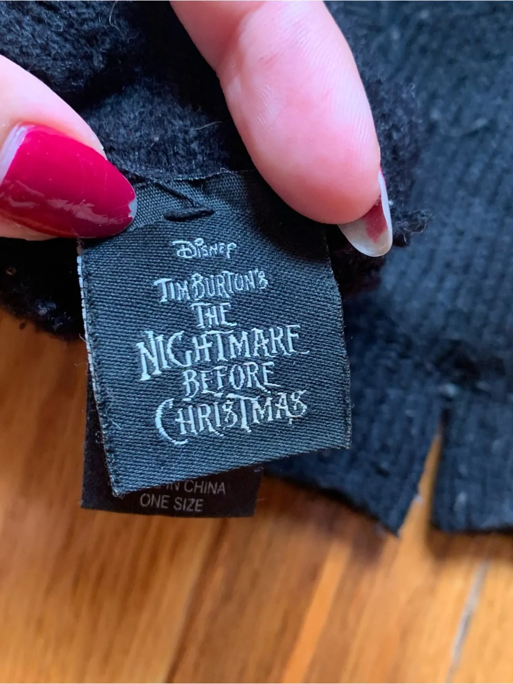Timburton’s the Nightmare Before Christmas black fingerless gloves